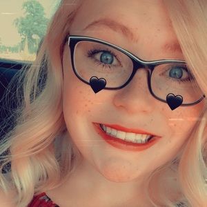 Meet your Posher, Maddie